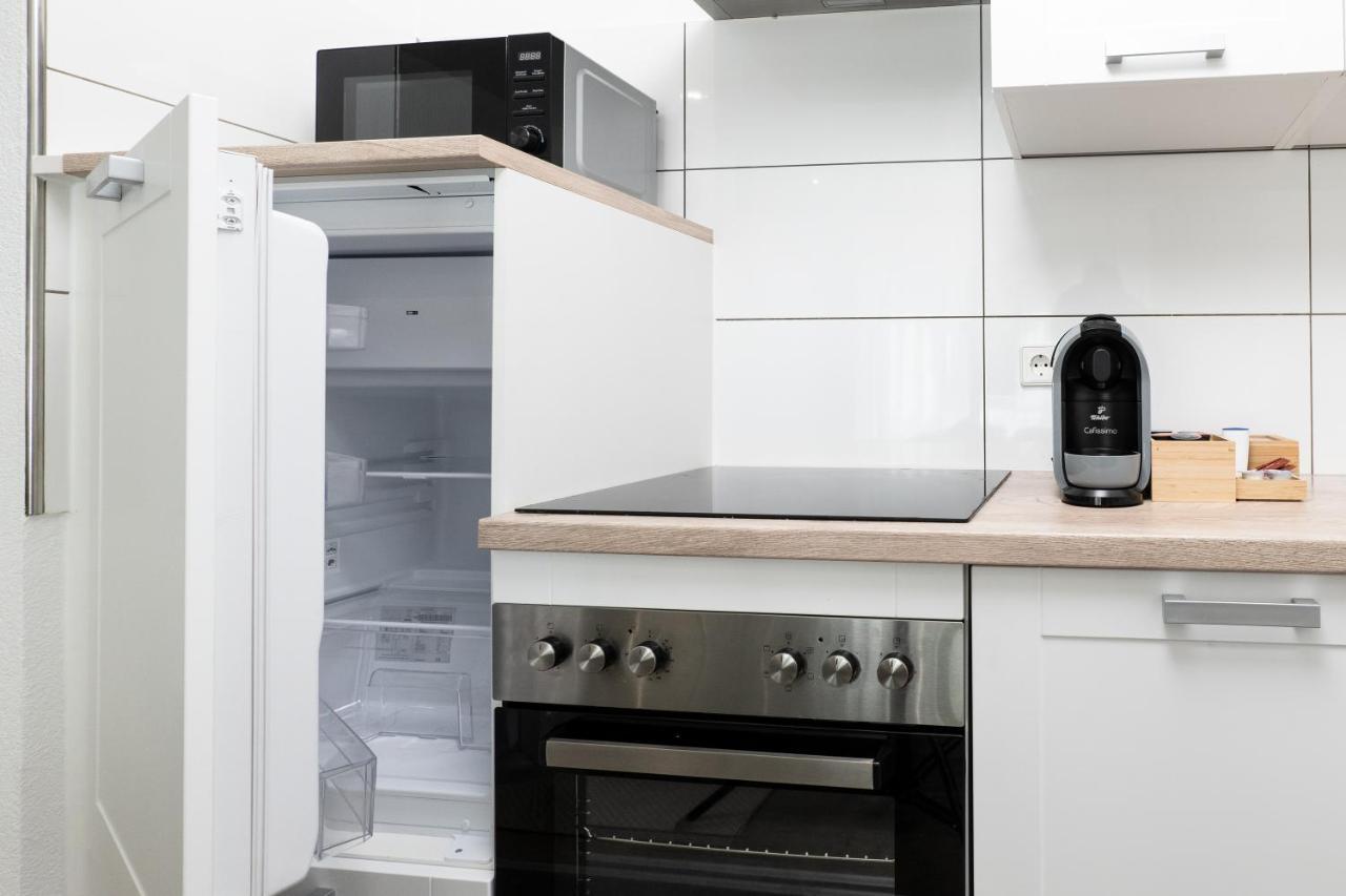 Apart4Me Scandi Apartment Geislingen Zentral Mit Parkplatz 基斯林恩安德斯特 外观 照片