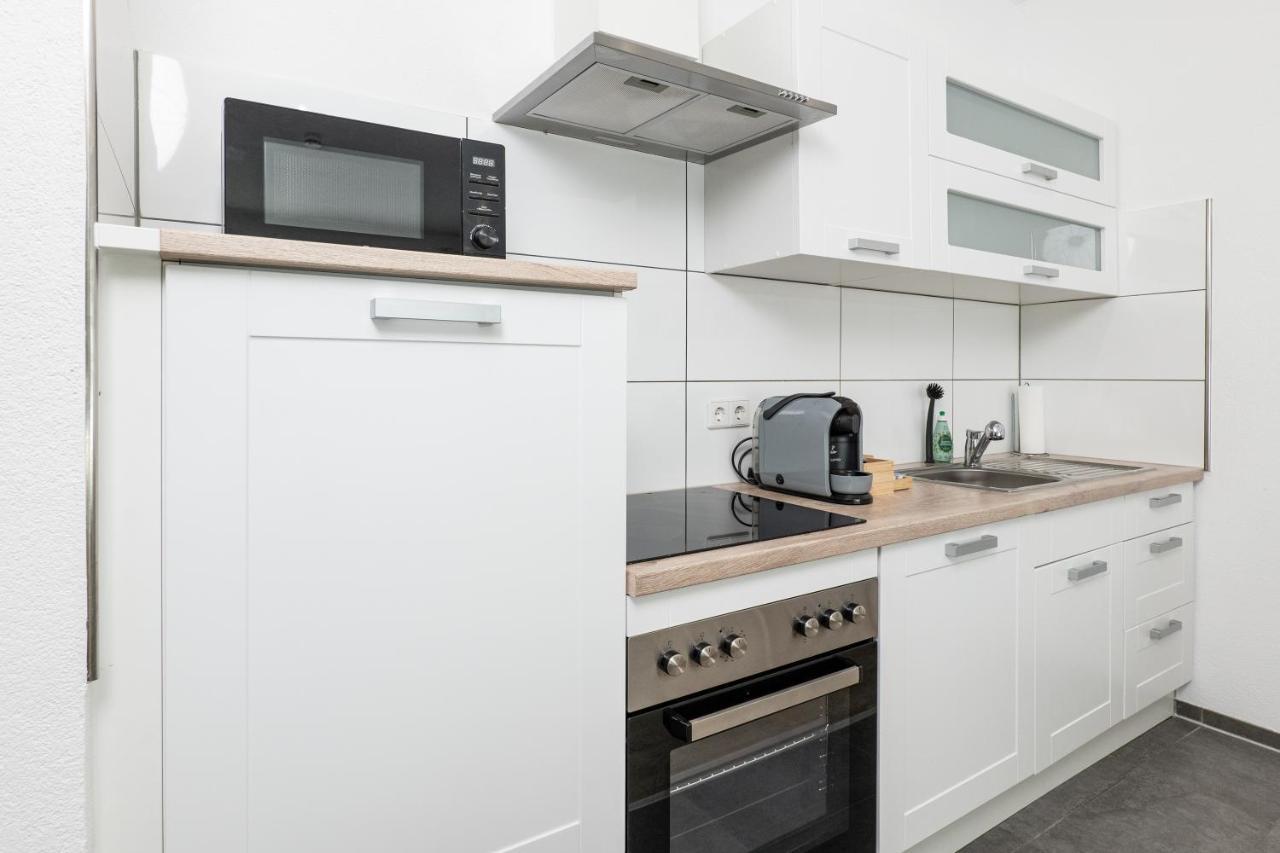 Apart4Me Scandi Apartment Geislingen Zentral Mit Parkplatz 基斯林恩安德斯特 外观 照片