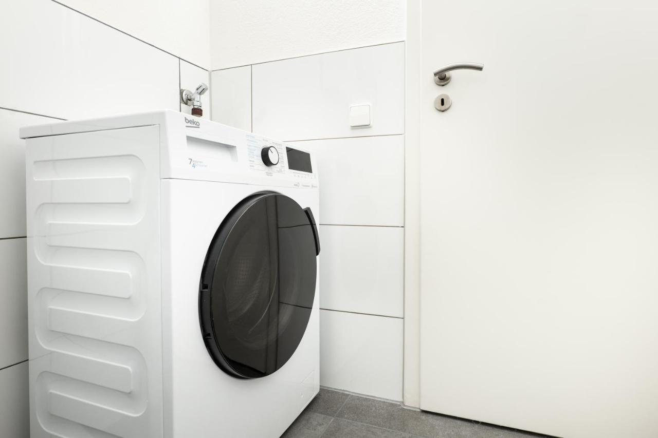 Apart4Me Scandi Apartment Geislingen Zentral Mit Parkplatz 基斯林恩安德斯特 外观 照片