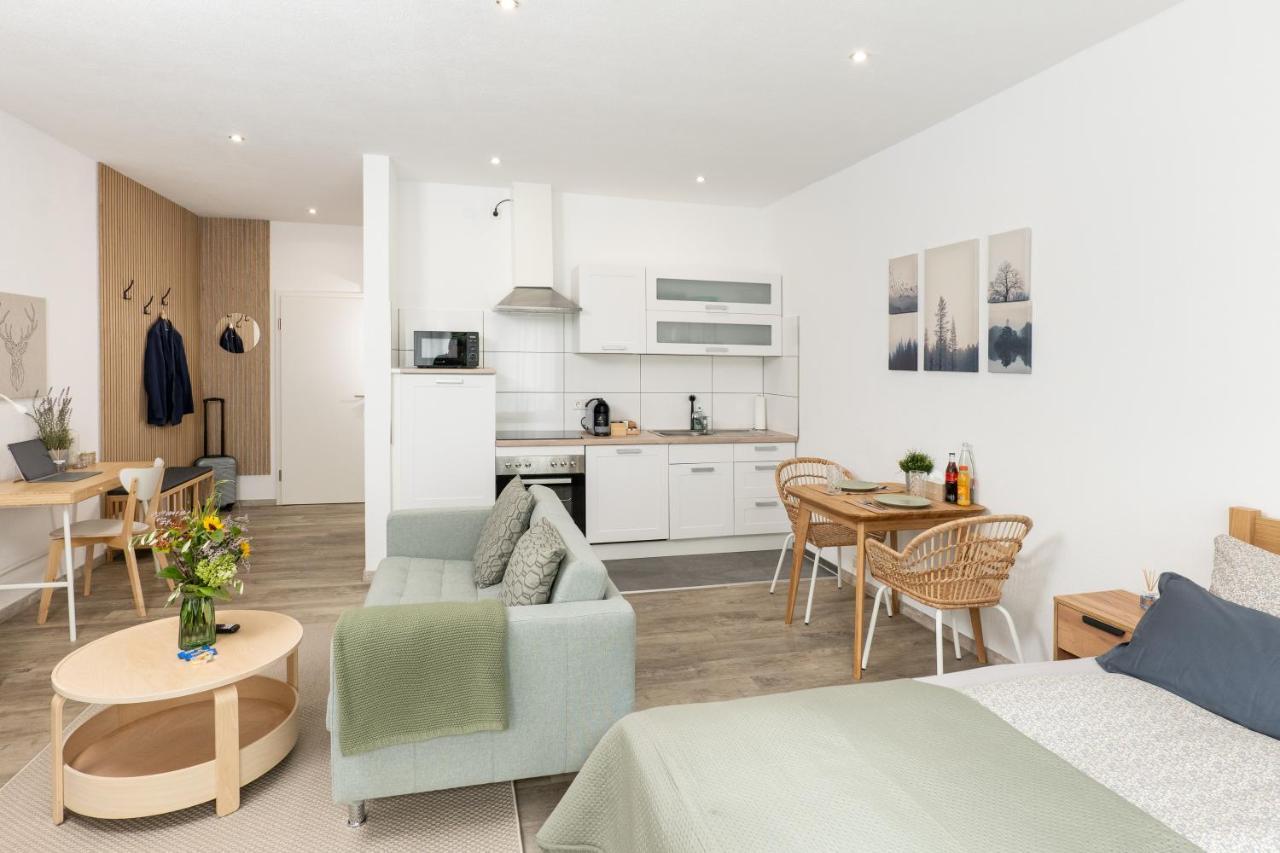 Apart4Me Scandi Apartment Geislingen Zentral Mit Parkplatz 基斯林恩安德斯特 外观 照片